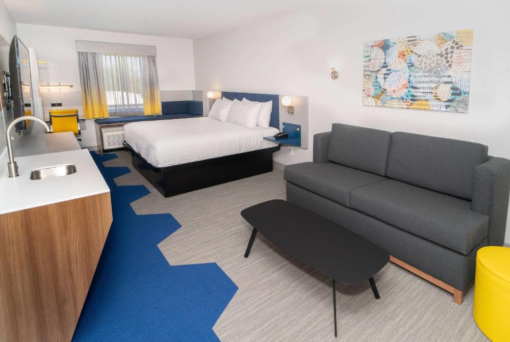 King Suite - Non-Smoking interior